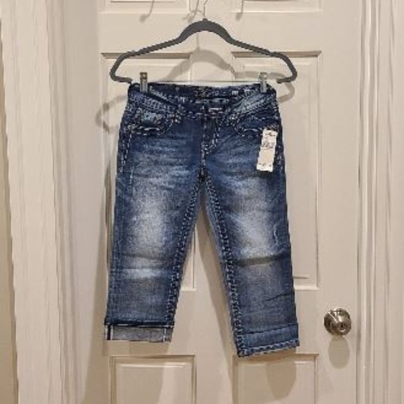BRAND NWT Miss Me Embellished Cropped Jeans Size 25 - Picture 7 of 8